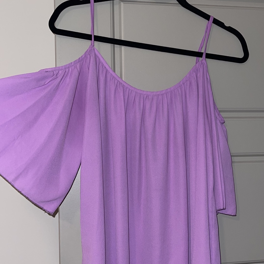 Lavender cold shoulder top!